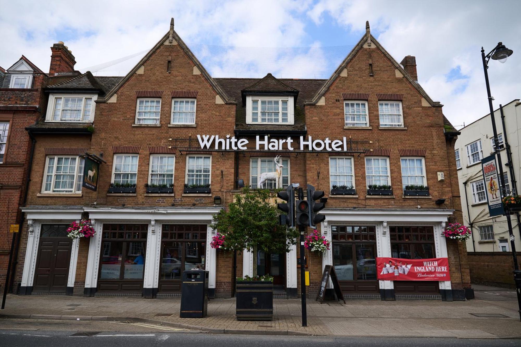 White Hart, Newmarket By Marston'S Inns Kültér fotó